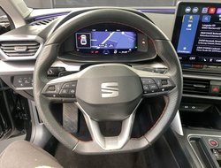 Leon 1.5 eTSI FR ACC AUT Kam. Navi Sportp. LED