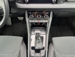 Karoq 1.5 TSI ACT Sportline DCC AUT Navi Sportp.