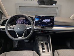 Golf VIII Variant 1.5 eTSI  85 kW Life ACC AHK