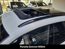 Macan 4S BOSE LED-Matrix Panorama Luftfederung