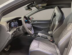 Golf VIII Variant 2.0 TSI 4Motion W R-Line Pano
