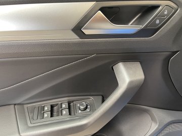 T-Roc Cabriolet 1.5 TSI  Style ACC AUT Leder LED – Bild 9