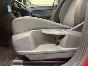 Caddy 2.0 TDI Navi PDC SpurH – Bild 10