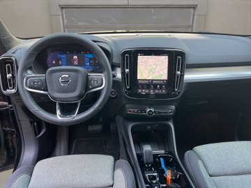 XC40 B4 Plus Bright ACC AUT Kam. – Bild 15