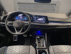 Golf VIII 2.0 TDI R-Line R-Line IQLight AUT Kam.