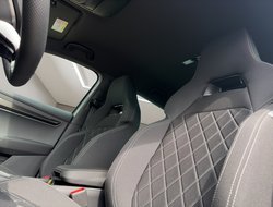 Karoq 1.5 TSI DSG Sportline DCC ACC AHK AUT Kam.