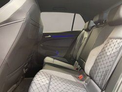Golf VIII 1.5 eTSI R-Line R-Line AUT Sportp. LED