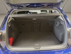 Golf VIII 1.5 TSI Active ACC Navi Virtual LED LM