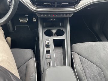 Elroq 85 iV Sportline ACC AHK Massage Navi eHeck – Bild 13