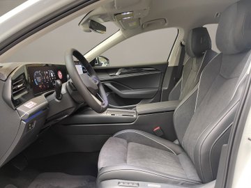 Passat Variant 2.0 TDI W Business DCC ACC AHK LM – Bild 8