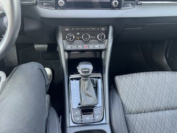 Karoq DSG ACC Kamera Navi Pano – Bild 11