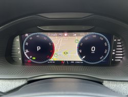 Kamiq 1.5 TSI DSG Tour ACC Navi PDC RFK Matrix