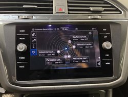 Tiguan 2.0 TDI BMT Life ACC AHK AUT Kam. Navi LM