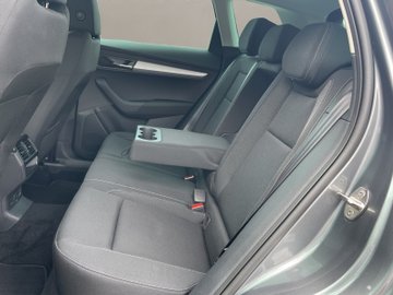 Karoq 1.5 TSI ACT Tour AHK AUT Kam. Navi Virtual – Bild 14
