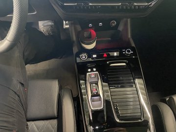 Q6 e-tron performance W S-Line business Pano ACC – Bild 14