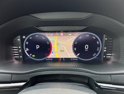 Karoq Sportline DCC Navi Matrix 360 Standh. ACC