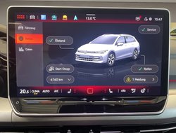 Golf VIII Variant 1.5 eTSI  W Life ACC AHK AUT