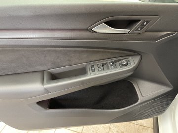 Golf VIII 2.0 TSI GTI ACC AUT Navi Sportp. LED – Bild 9