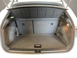 Arona 1.5 TSI FR ACC AHK AUT Kam. Navi Sportp.