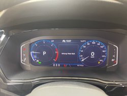 Touran 2.0 TDI BMT Comfortline IQLight ACC AHK
