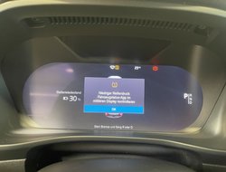 XC40 P8 Core Recharge Pure Electric AUT Kam. LED