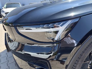 EX40 Single Ext. Ultra Black Edition 82kWh – Bild 10