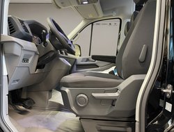 Crafter Plus 35 Kasten FWD MR Hochdach TDI