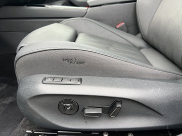 Superb Combi 2.0 TDI W L&K DCC ACC AHK AUT Kam. – Bild 9