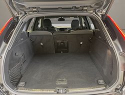 XC60 B5 Ultimate Black Edition ACC AUT Kam. Navi