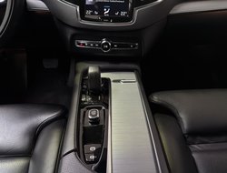 XC90 T8 Twin Engine PHEV  Expression Recharge