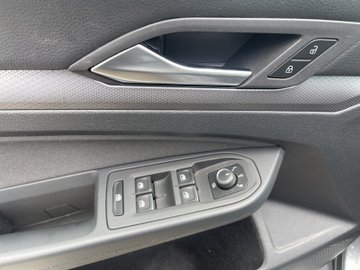Golf VIII 2.0 TDI Active IQLight ACC AHK AUT HUD – Bild 9
