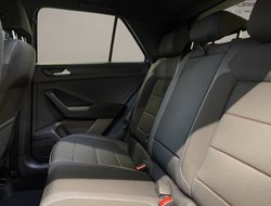 T-Roc 1.5 TSI Sport ACC AUT Kam. Navi Sportp. LM