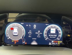 Golf R-Line Black Style 1.5 l eTSI DSG ACC AUT LM