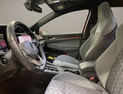 Golf VIII 2.0 TDI R-Line NaviPro R-Line IQLight