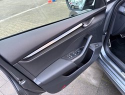 Octavia Combi 2.0 TDI W Sportline ACC AUT Navi