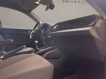 A1 Sportback 25 1.0 TFSI Virtual LM PDC SHZ – Bild 18