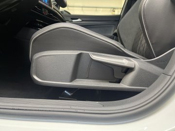 Golf VIII 1.5 eTSI R-Line R-Line IQLight ACC AHK – Bild 10
