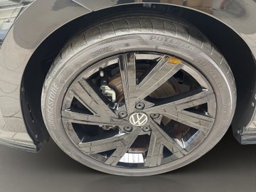 Golf VIII 1.5 eTSI R-Line R-Line IQLight ACC AHK – Bild 7