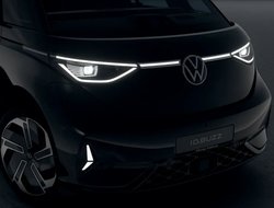 ID. Buzz GTX 4MOTION 79kWh Pano IQLight harman