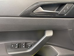 Polo VI 1.0 TSI Life ACC Navi Virtual KlimaA.