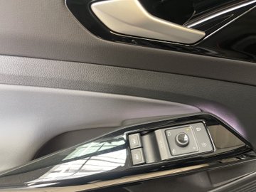 ID.4 Pro Performance W mit Infotainment-Paket LM – Bild 9