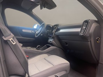 XC40 B3 Core AUT Kam. Navi Virtual el.Heck LED – Bild 18