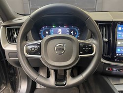 XC 60 B5 (Diesel) Ultimate Dark ACC AHK AUT Kam.