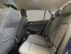 Golf VIII 1.5 eTSI Move ACC AUT Kam. Navi LED LM