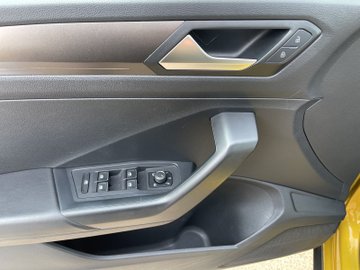 T-Roc 1.6 TDI Style ACC Leder LM SHZ SoundSys – Bild 10