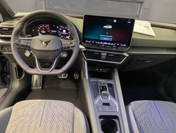 Leon Sportstourer 2.0 TSI 4Drive VZ DCC ACC