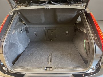 XC40 B3 Core AHK AUT Kam. Navi Standh. Virtual – Bild 17