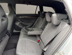 Superb Combi 2.0 TDI DSG Sportline DCC AHK Navi