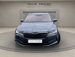 Superb Combi 2.0 TDI Style ACC AUT Kam. Navi LED