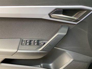 Arona 1.0 TSI FR AUT Navi Sportp. Virtual LED LM – Bild 9